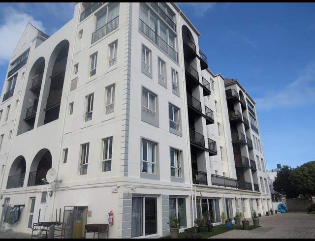 1 BEDROOM APARTMENT TO LET IN STRAND NORTH